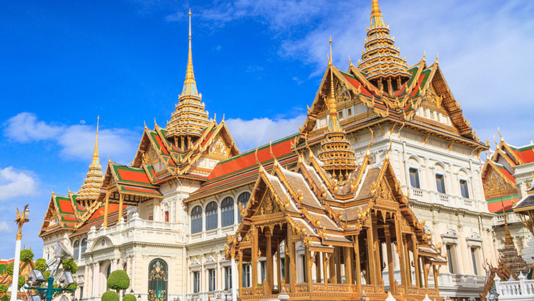 Thailand-Bangkok-Grand-Palace-AdobeStock_53498901.jpg